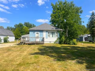 2427 S Vassar Road, Davison Township, MI 48423