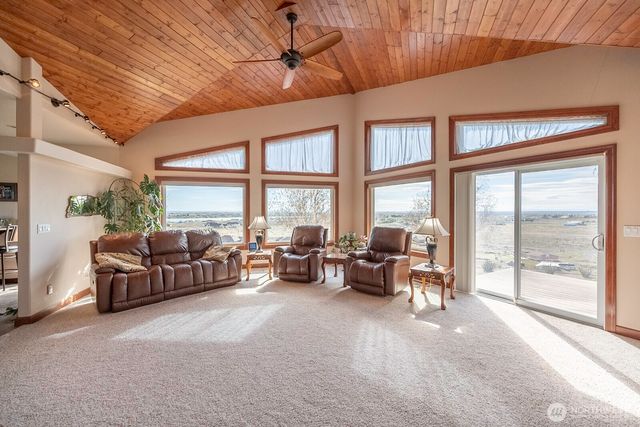 7618 Bouldercrest Road NE, Moses Lake, WA 98837