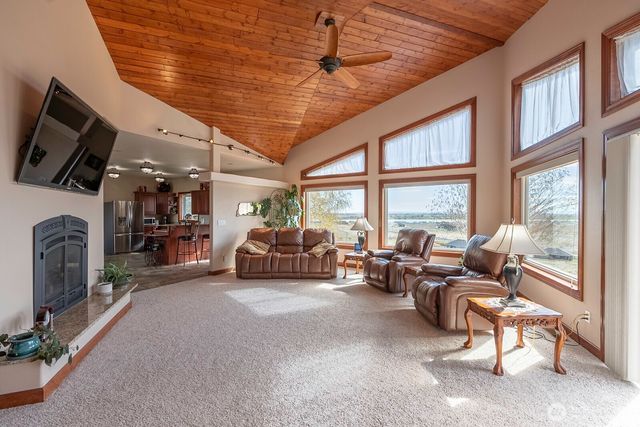 7618 Bouldercrest Road NE, Moses Lake, WA 98837