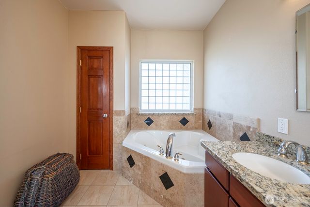 7618 Bouldercrest Road NE, Moses Lake, WA 98837