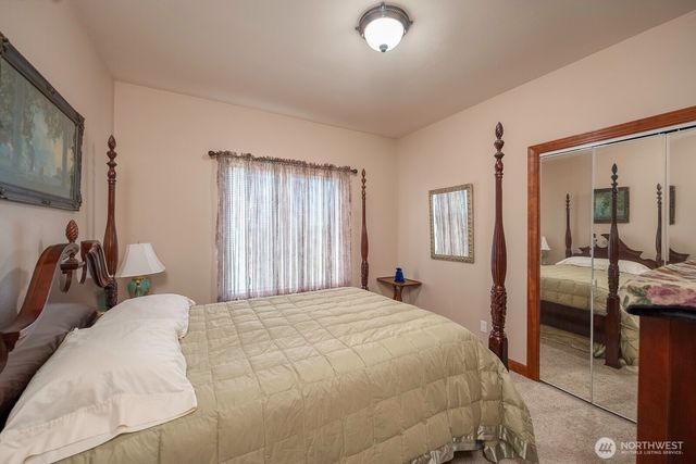 7618 Bouldercrest Road NE, Moses Lake, WA 98837