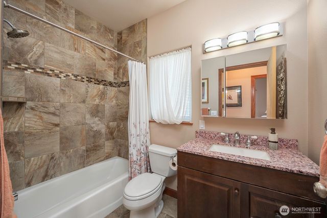 7618 Bouldercrest Road NE, Moses Lake, WA 98837