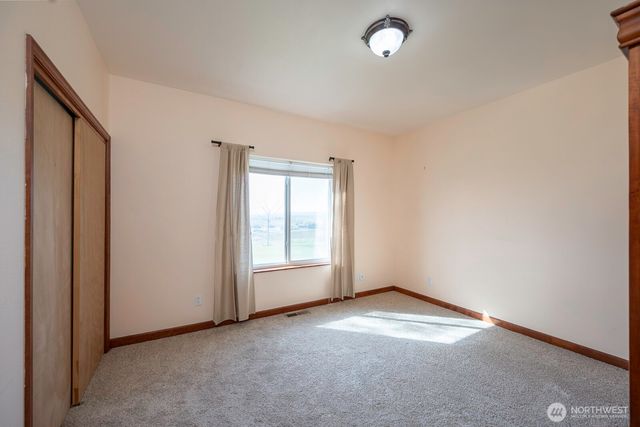 7618 Bouldercrest Road NE, Moses Lake, WA 98837