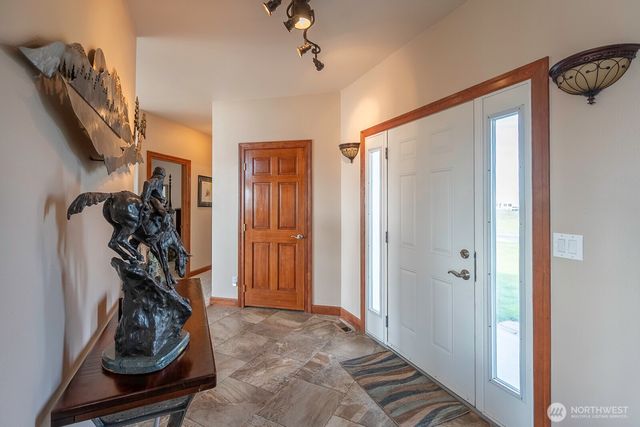 7618 Bouldercrest Road NE, Moses Lake, WA 98837