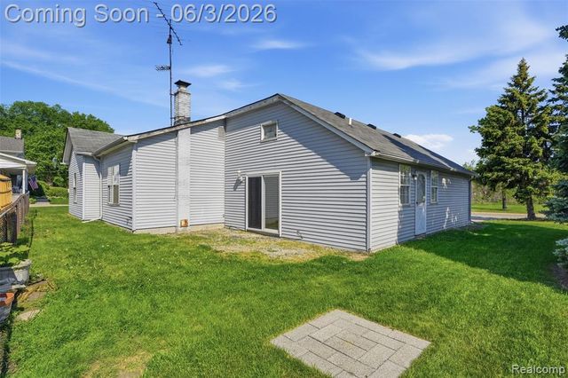 5634 Chicago Road, Warren, MI 48092