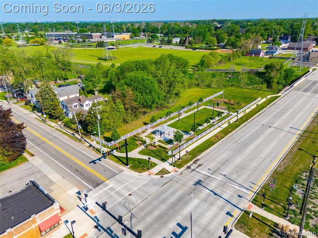 5634 Chicago Road, Warren, MI 48092