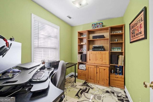 238 Crescent Circle SW, Marietta, GA 30064