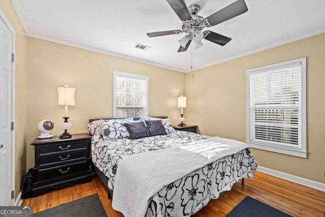 238 Crescent Circle SW, Marietta, GA 30064