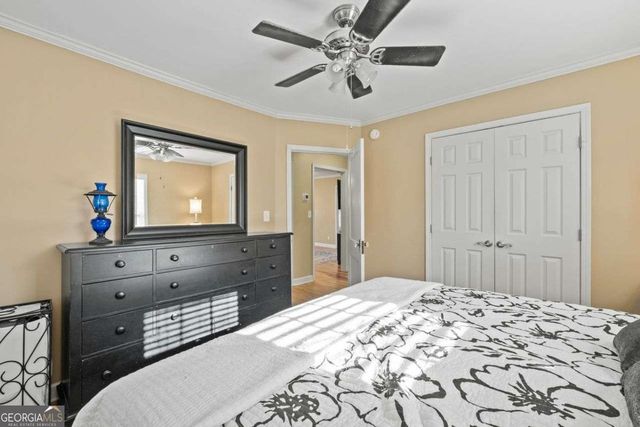 238 Crescent Circle SW, Marietta, GA 30064