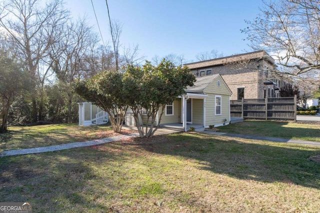 238 Crescent Circle SW, Marietta, GA 30064