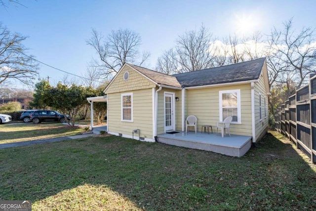 238 Crescent Circle SW, Marietta, GA 30064