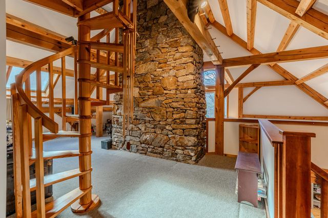 1098 West Sandgate Road, Sandgate, VT 05250