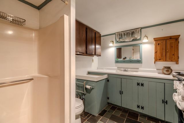 1098 West Sandgate Road, Sandgate, VT 05250