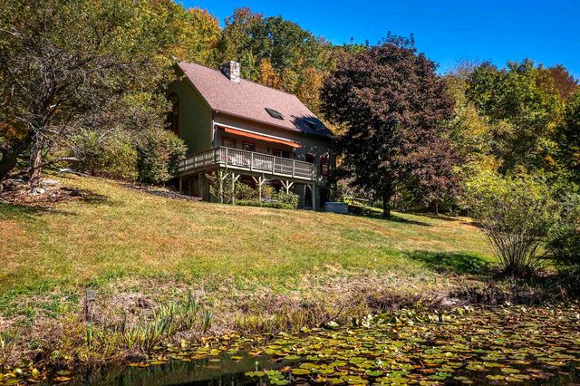 1098 West Sandgate Road, Sandgate, VT 05250