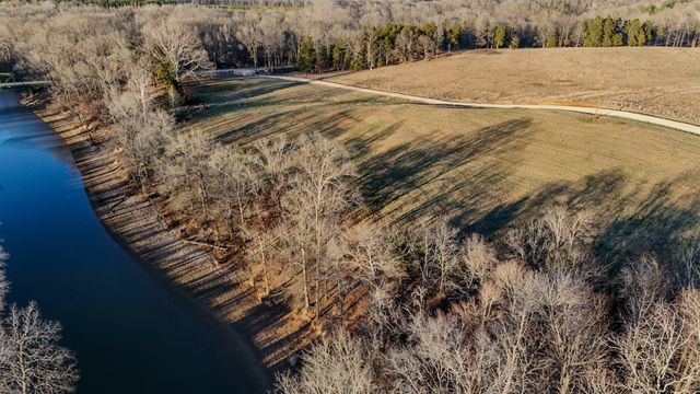 138 Waterway Drive, Bath Springs, TN 38311