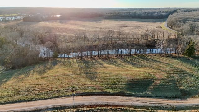 138 Waterway Drive, Bath Springs, TN 38311