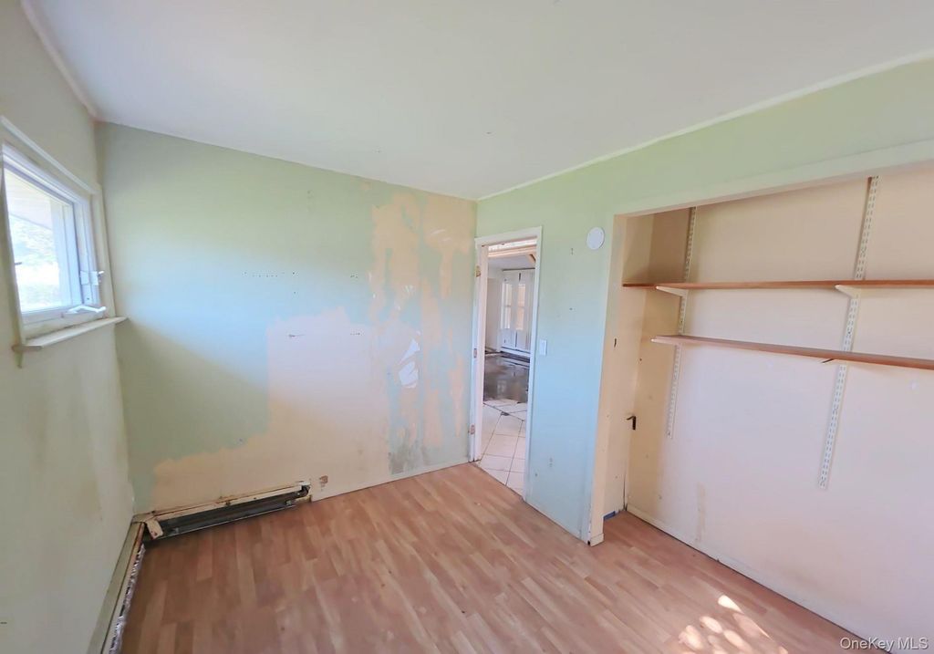 22 Tarry Lane, Levittown, NY 11756 — photo 3