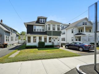 335-337 Springfield St, Agawam, MA 01001
