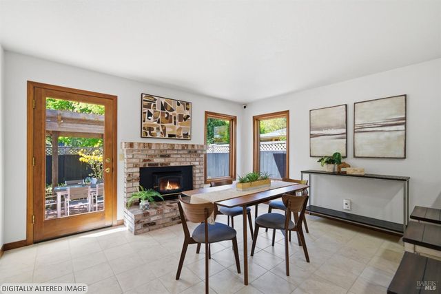 665 4th St E, Sonoma, CA 95476