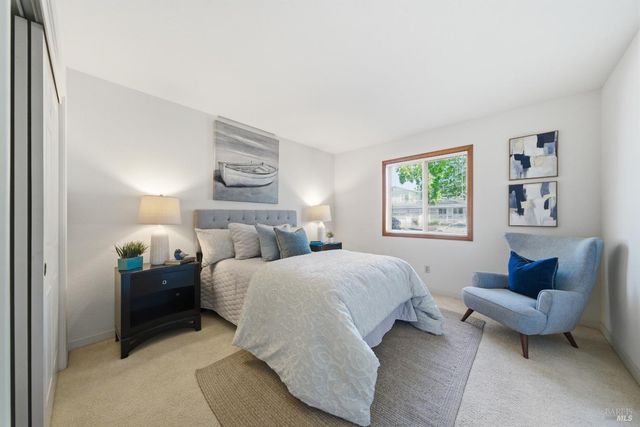 665 4th St E, Sonoma, CA 95476