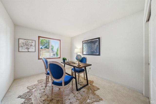 665 4th St E, Sonoma, CA 95476