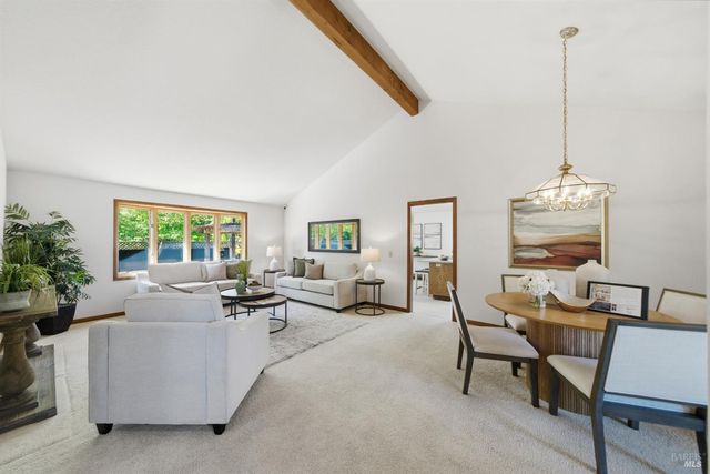 665 4th St E, Sonoma, CA 95476