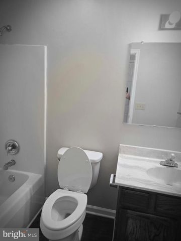 587 UNIVERSE DR, Martinsburg, WV 25404