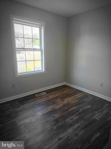 587 UNIVERSE DR, Martinsburg, WV 25404