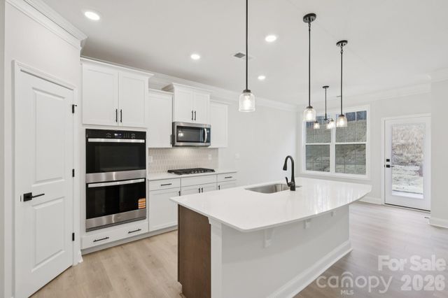 179 Asmodean Lane, Troutman, NC 28166