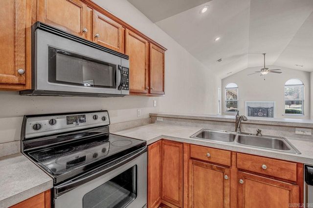 111 Mountain Terrace Circle, Maumelle, AR 72113