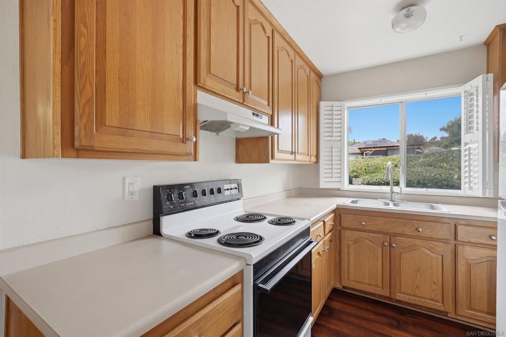 Image 9 of property listing at 4540 Maple 145, La Mesa, CA 91941