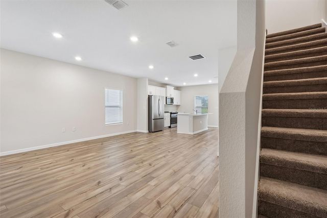 9176 BENT BRANCH, Dade City, FL 33525