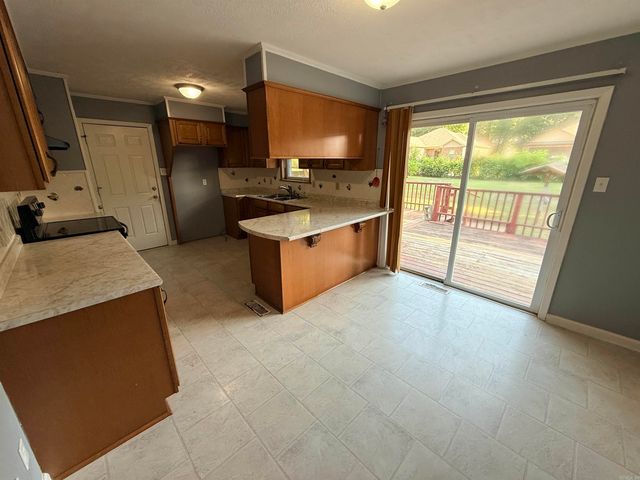 1002 Eastern Ave, Cabot, AR 72023