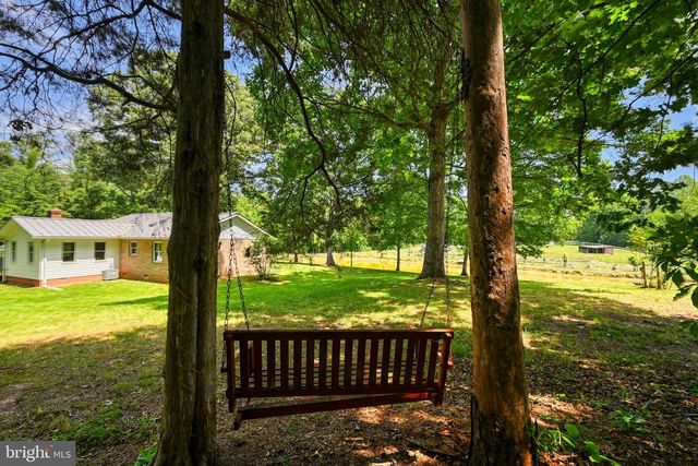 321 WILLOW OAK LN, Bumpass, VA 23024