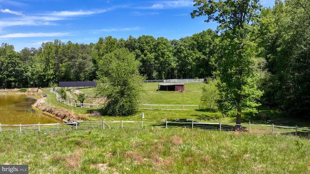321 WILLOW OAK LN, Bumpass, VA 23024