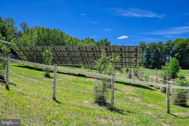321 WILLOW OAK LN, Bumpass, VA 23024