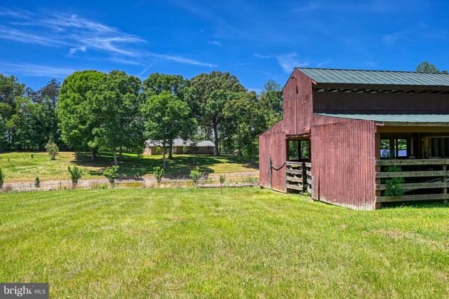 321 WILLOW OAK LN, Bumpass, VA 23024