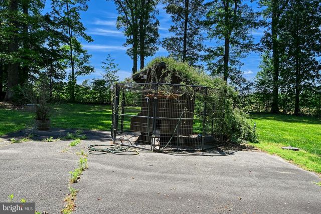 321 WILLOW OAK LN, Bumpass, VA 23024