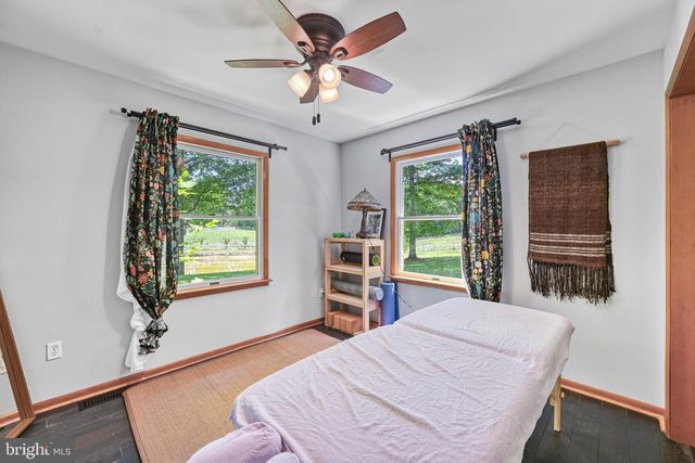 321 WILLOW OAK LN, Bumpass, VA 23024