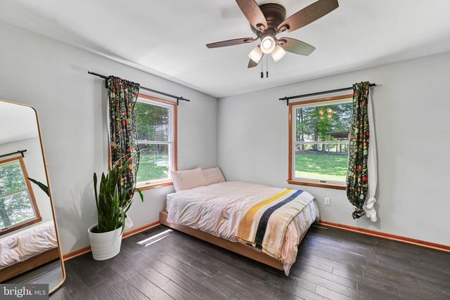 321 WILLOW OAK LN, Bumpass, VA 23024