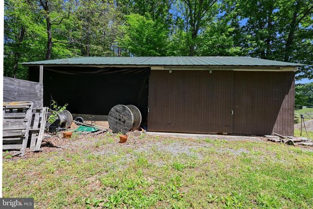 321 WILLOW OAK LN, Bumpass, VA 23024