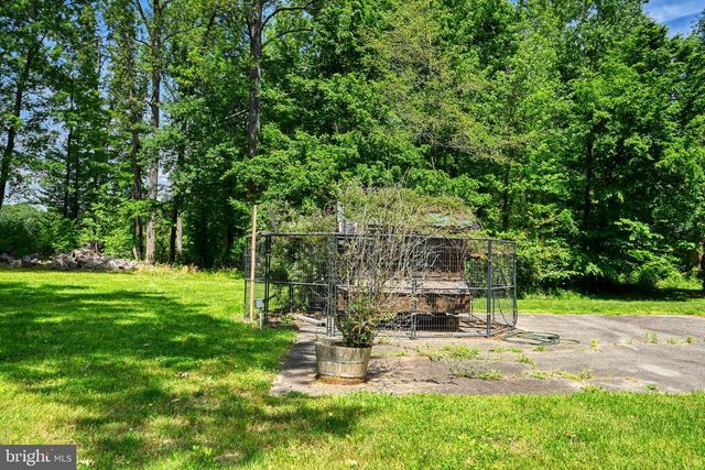 321 WILLOW OAK LN, Bumpass, VA 23024