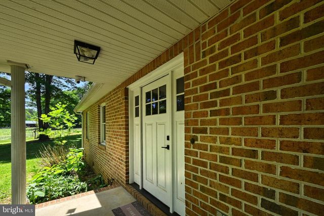321 WILLOW OAK LN, Bumpass, VA 23024