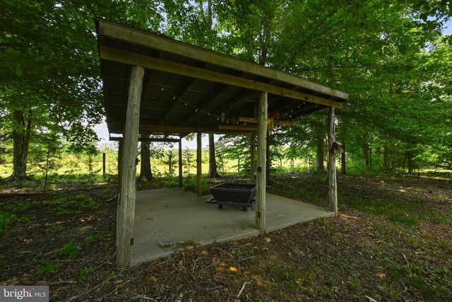 321 WILLOW OAK LN, Bumpass, VA 23024