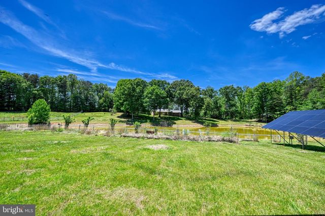 321 WILLOW OAK LN, Bumpass, VA 23024