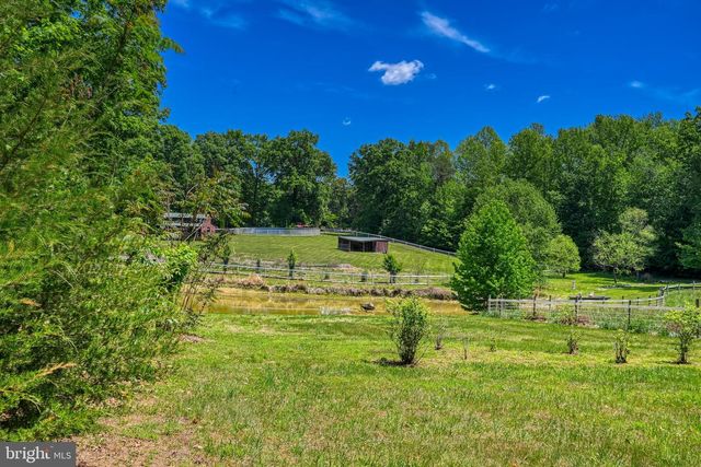 321 WILLOW OAK LN, Bumpass, VA 23024