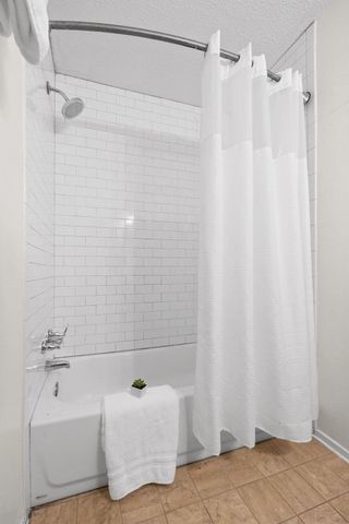 7801 Shoal Creek BLVD 226, Austin, TX 78757