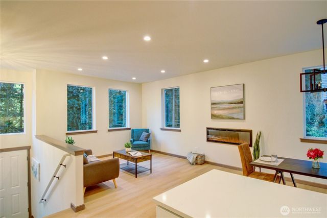 18 Shetland Court, Bellingham, WA 98229