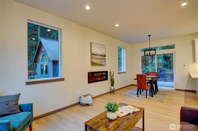 18 Shetland Court, Bellingham, WA 98229