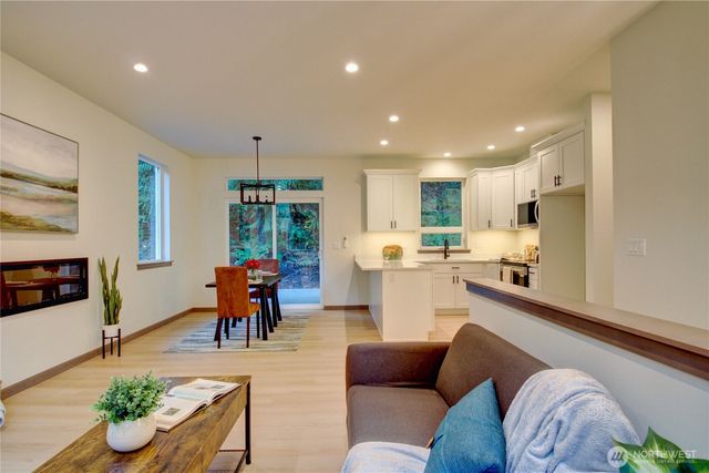 18 Shetland Court, Bellingham, WA 98229